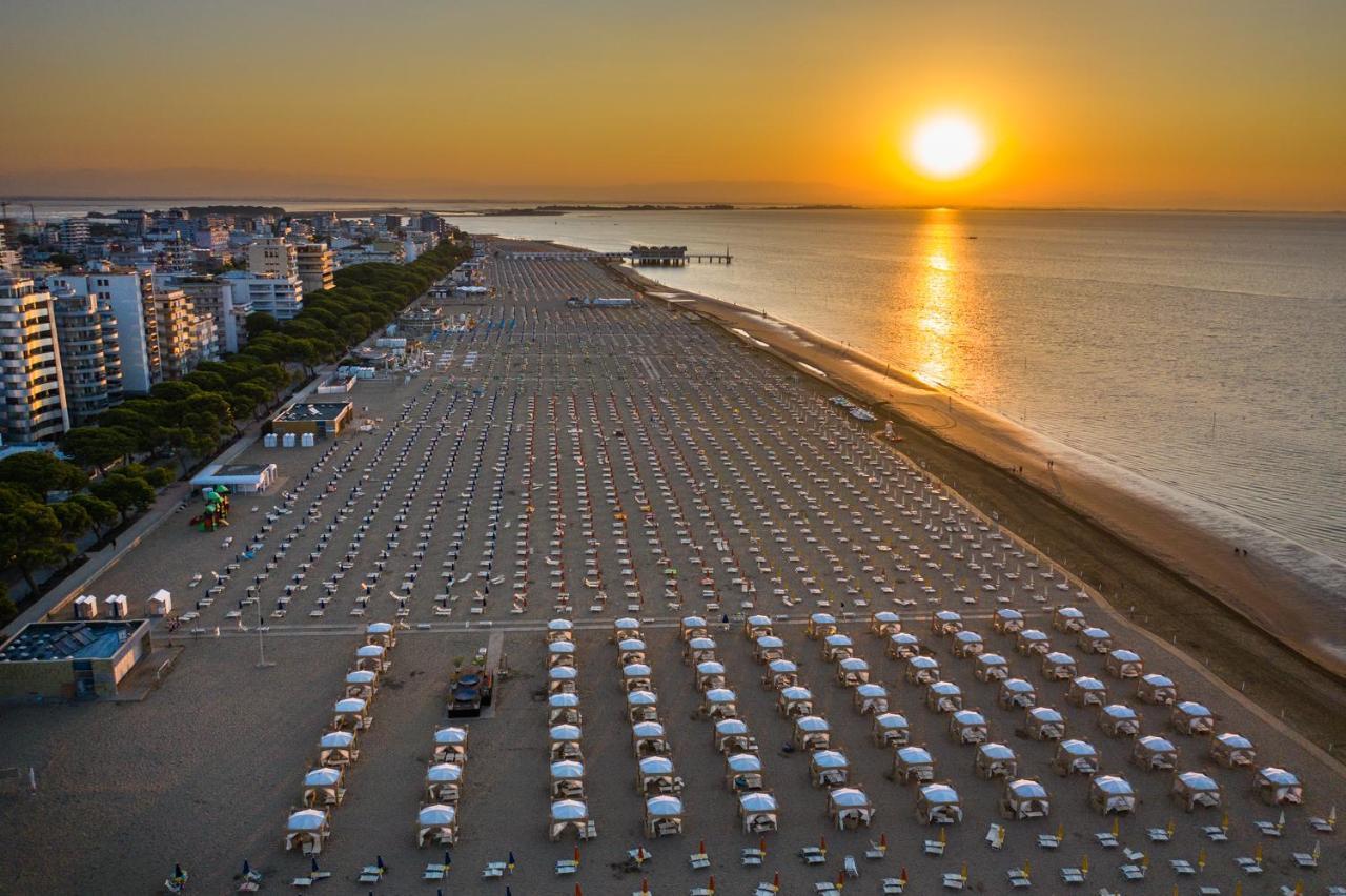 Villaggio Laura Lignano Sabbiadoro Kültér fotó