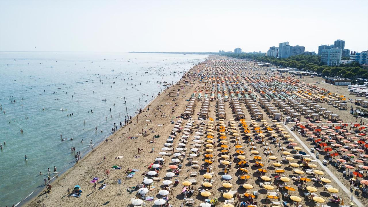 Villaggio Laura Lignano Sabbiadoro Kültér fotó